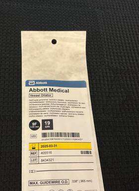 405516 Abbott Lot Of 14 Vessel Dilators