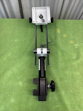017753 Acist Medical Rxi Bed Rail Mount Display Monitor Stand