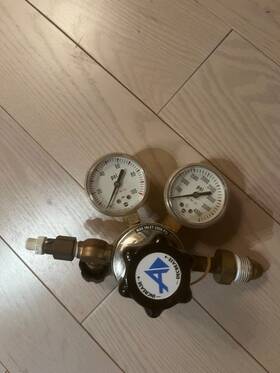Air Ssa80580 Airgas Linde High-pressure Gas Regulator Valve Gauges 4000 Psi 100