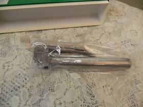 American Diagnostic Corporation 634782032876 Adc Satin Laryngoscope Handle With Miller 1 Blade - New Open Box