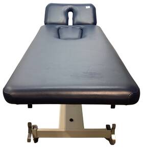 Amsp202 Armedica Manufacturing Corp Treatment Table