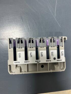 C38523 Beckman Coulter Sample Rack Dxh Cassette Set Of 7 Pcs