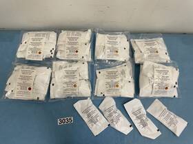 10-000196-01 Btx Bag Of 84 640 Sterilized 4mm Gap Electroporation Cuvettes Plus 45-0126 10-000196-01 Btx Bag Of 84 640 Sterilized 4mm Gap Electroporation Cuvettes Plus 45-0126