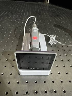 38336 Cooper Surgical 38335 Endosee Hysteroscopy Handheld Monitor And Charging Cradle
