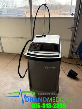 100-7005-180 Cynosure Cynergy Laser With 10mm Handpiece And Foot Pedal