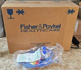 Rt329 Fisher & Paykel Lot Of 10 And Infant Care System J Rt329 Fisher & Paykel Lot Of 10 And Infant Care System J