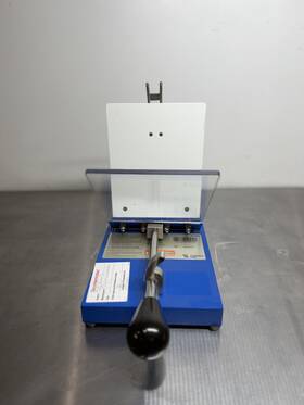 4r414 Fresenius Kabi Fenwal Plasma Extractor Manual Blood-pack Press