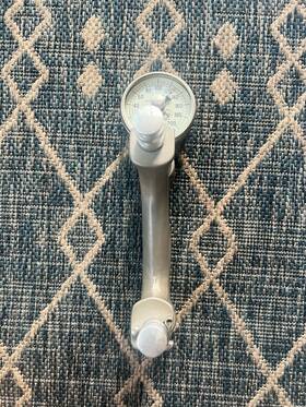 08-00408 Jamar Hydraulic Adjustable Dynamometer Hand Grip Strength Indicator 200lbs
