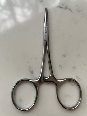 E-3915 Karl Storz Hartman Mosquito Forceps Str 4 Inch