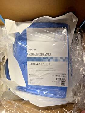 183-i80-14112-s Mckesson Under Buttocks Drapes 40 Inch X 45 Fluid Collection Pouch 25/box 183-i80-14112-s Mckesson Under Buttocks Drapes 40 Inch X 45 Fluid Collection Pouch 25/box