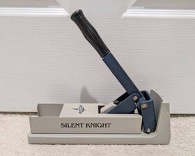 Nonsk0100 Medline Industries Inc. Silent Knight Pill Crusher - Used Nonsk0100 Medline Industries Inc. Silent Knight Pill Crusher - Used