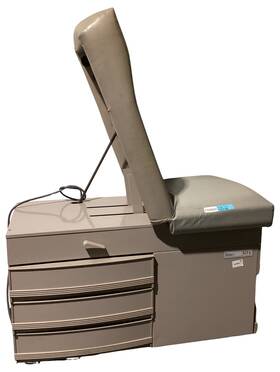 304-009 Midmark Ritter Examination Table