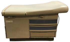 304-010 Midmark Ritter Examination Table