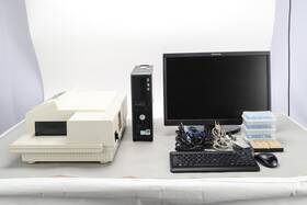 Plus384 Molecular Devices Spectramax Microplate Reader With Pc And Software