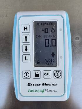Pm5900l Monitor 1 Precision Medical Oxygen - Pediatric O2 Pm5900l Monitor 1 Precision Medical Oxygen - Pediatric O2