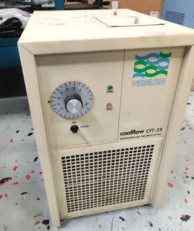 Cft-25 Neslab Coolflow Refrigerated Recirculator Lab Chiller Lc/ms 5 C. Working Cft-25 Neslab Coolflow Refrigerated Recirculator Lab Chiller Lc/ms 5 C. Working