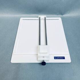 867530946 Om Laboratory Tlc Plate Cutter For Glass-backed Plates
