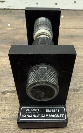 Pasco Em-8641 Variable Gap Magnet