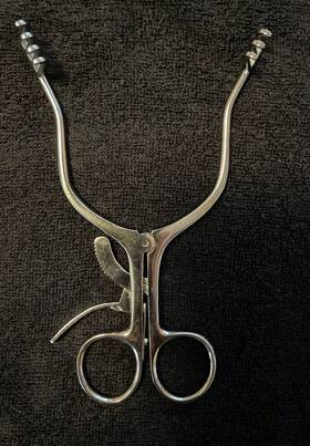 16-5362 Pilling Weitlaner Retractor
