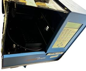 10330 Proteinsimple 720nv Protein Simple Model Autosamlper Rev E 100-240vac 50/60hz Serial