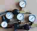 R07-2e5-nnaa R07-200-rnka Norgren Lot Of 4 Gas Pressure Regulators 3 Used 1 Nos