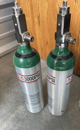 1065715 Respironics Lot Of 2 - Ultrafill Compatible Cylinder With Post Valve M6 Tank