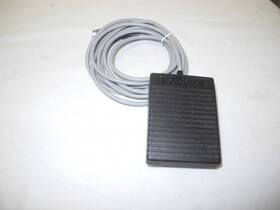 305983-9070 Schmersal Steute Kf 1pw Foot Control Unit And 3 Pin Connection Cable