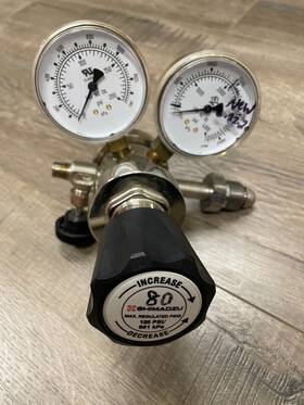 Y12-s727eng Shimadzu - Airgas Dual-stage Regulator 3 500 Psi Y12-s727eng Shimadzu - Airgas Dual-stage Regulator 3 500 Psi