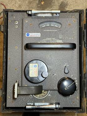 Nf-112 Singer Radio Vintage Tuning Unit Field Empire Kilomegacycles Heavy Case