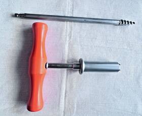 7136-4006 Smith & Nephew And T-handle Surgical Instrument With Femoral Head Elevator