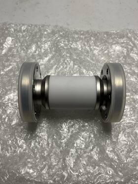 8001-02-cf Solid Sealing Technology Sst Ceramic Vacuum Break Electrical Isolator 2.75 Inch Cf Flange 4.5 Nob