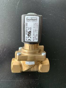 10091162 Steris Part# Water Valve Brass 1/2 Inch F Npt 24v Cold/ Hot Burket