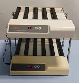 88881003 Thermo Scientific Set Of Bottle/tube Roller