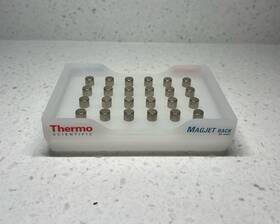 Mr03 Thermo Scientific Magjet Separation Rack 96-well Plate Mr03 Thermo Scientific Magjet Separation Rack 96-well Plate