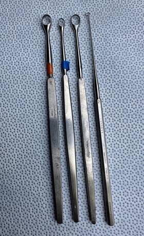 Au5593 V Mueller Lot Of 4 V. Size 2 6 Instrument Tool