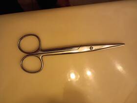 Su-1820 V. Mueller Scissors Made In Germany Preowned