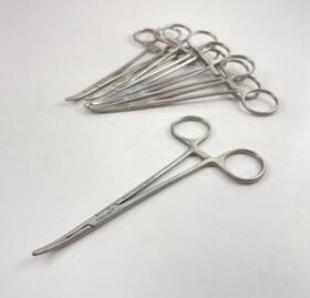 Su2712 V. Mueller Lot Of 7 Providence Hospital Artery Forceps 30 Day Warranty Su2712 V. Mueller Lot Of 7 Providence Hospital Artery Forceps 30 Day Warranty