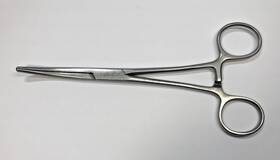 Su2780 V. Mueller Curved Carmalt Forceps 6.5 Inch Su2780 V. Mueller Curved Carmalt Forceps 6.5 Inch