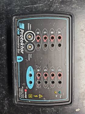 Xltek 10247 Natus Protektor Iom Box