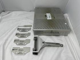 00-8801-001-00 Zimmer Air Dermatome With Width Plates And Case 00-8801-001-00 Zimmer Air Dermatome With Width Plates And Case
