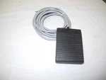 Schmersal Steute Kf 1PW Foot Control Unit & Pin Connection Cable 305983-9070. Fixed Price $99.00.