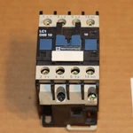 One Square Telemecanique Contactor LC1 D0910F7 110V 50/60HZ. Fixed Price $37.62.