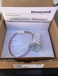New Honeywell Steris P093929108 V-pro 0-1000 Torr Transducer 06-K630-01. Fixed Price $450.00.