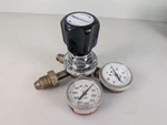 Fisherbrand 3000 Psi Gas Regulator 10-572-1 2-0903. Fixed Price $33.00.