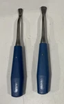 Lot Of 2 - Aesculap Capener Gouge FL439R & FL440R, Blue Handle (n). Fixed Price $75.00.