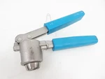 Wheaton W225302 E-z Crimper Seals 13 Mm Standard Aluminum. Fixed Price $209.99.