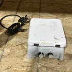 Flinn Scientific Hot Plate AP7237 Works 4 X Laboratory. Fixed Price $99.99.