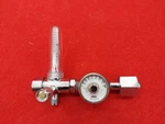 Erie Model 474 Oxygen Pressure Regulator Flow Meter. 4000PSI Max. Fixed Price $39.00.